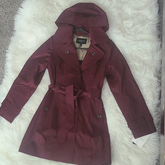 NEW!London Fog raincoat - Picture 2 of 3